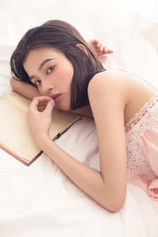 《朋友的妻子》hd在线观看
